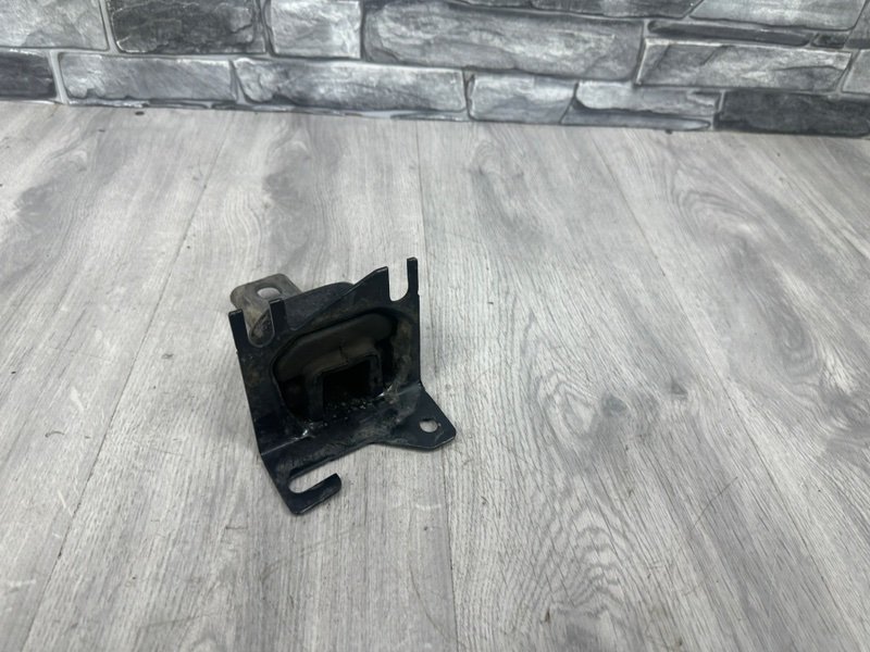 Опора двигателя, 800 рублей, Москва