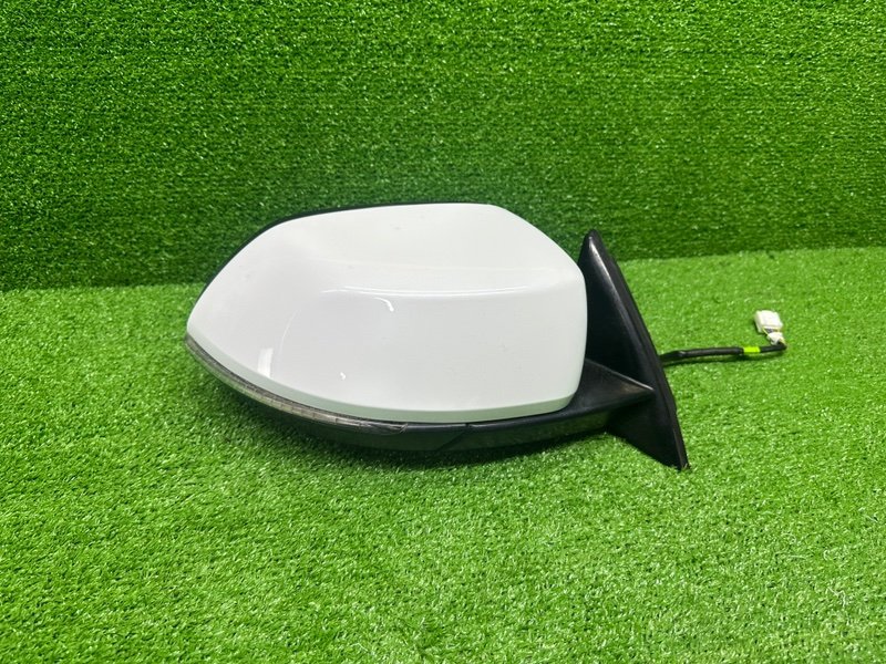 Зеркало правое, 20000 рублей, Москва