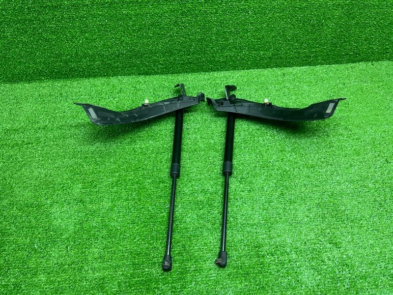 Амортизатор двери багажника, 2000 рублей, Москва