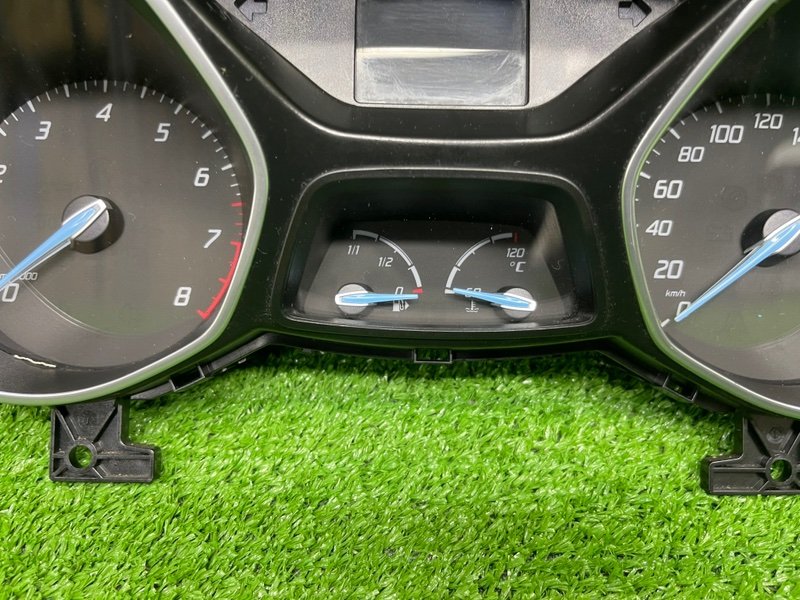 Панель приборов, 1500 рублей, Москва