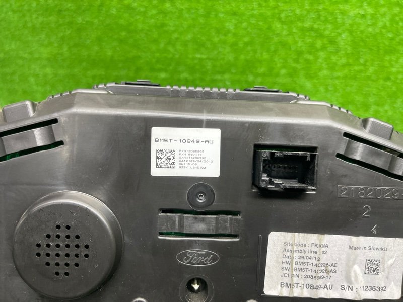 Панель приборов, 1500 рублей, Москва