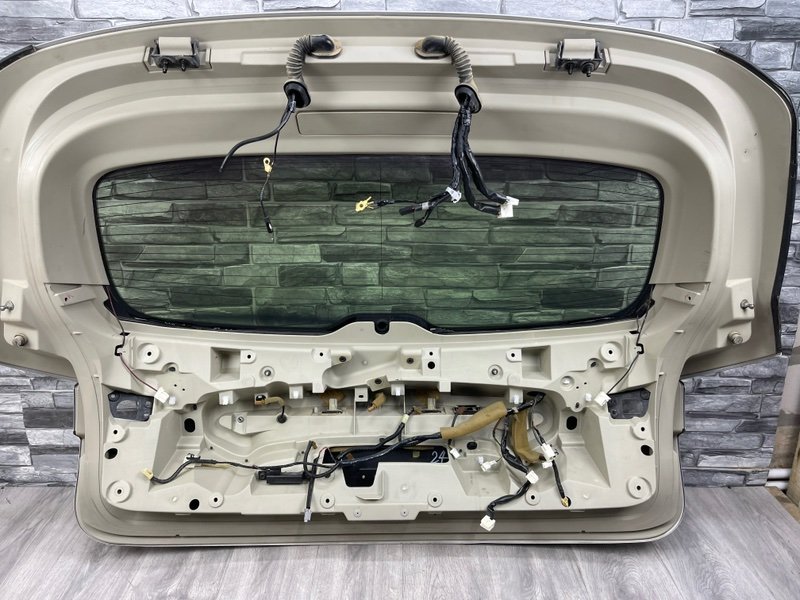 Дверь багажника, 20000 рублей, Москва