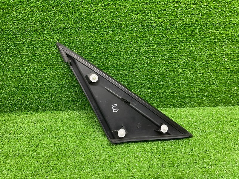 Накладка крыла, 500 рублей, Москва