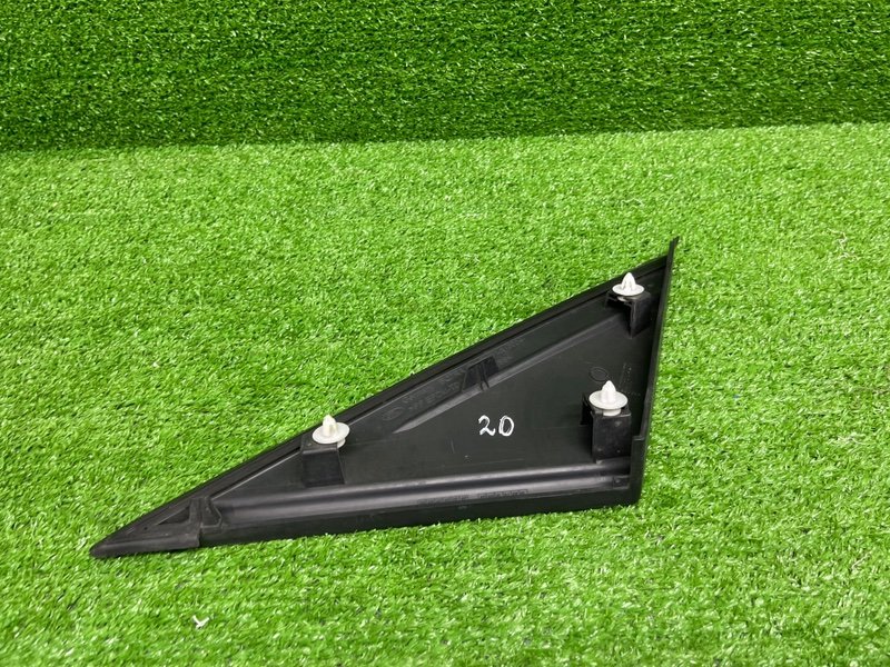 Накладка крыла, 500 рублей, Москва