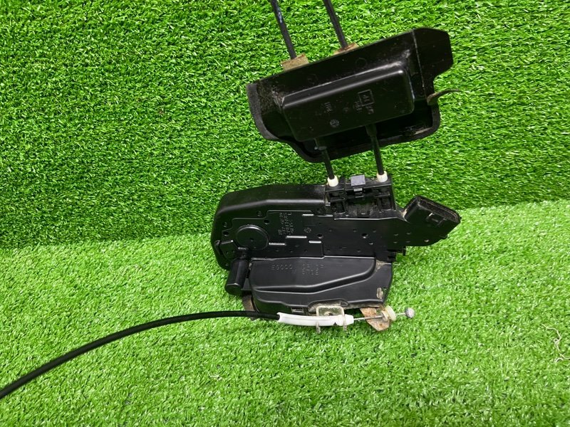 Замок двери передней правой, 6000 рублей, Москва