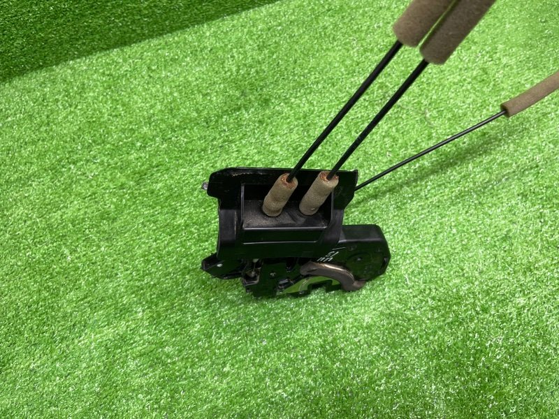 Замок двери передней правой, 6000 рублей, Москва