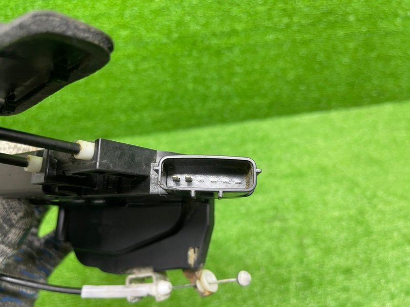 Замок двери передней правой, 6000 рублей, Москва