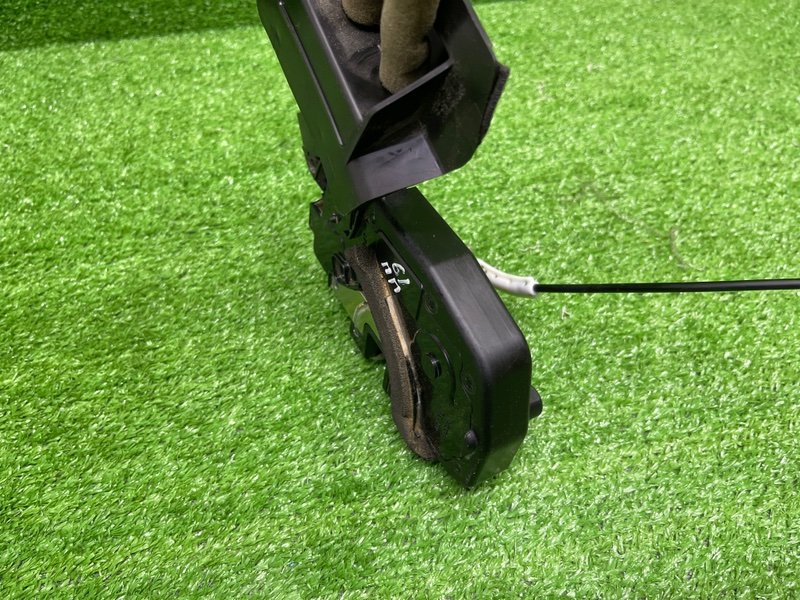 Замок двери передней правой, 6000 рублей, Москва