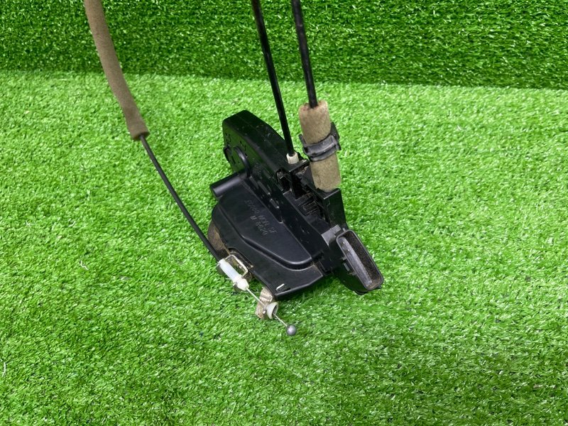 Замок двери задней правой, 3000 рублей, Москва