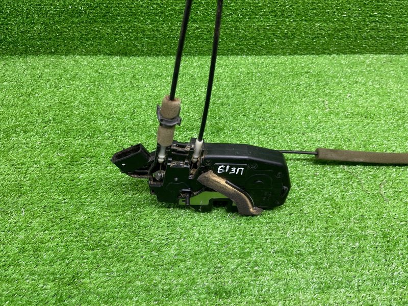 Замок двери задней правой, 3000 рублей, Москва