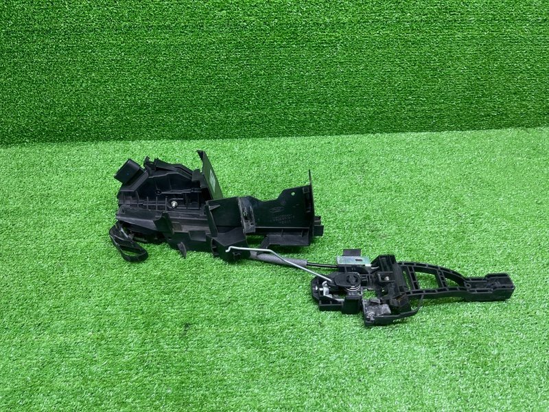 Замок двери передней левой, 2600 рублей, Москва