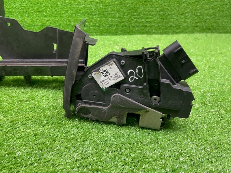 Замок двери передней левой, 2600 рублей, Москва