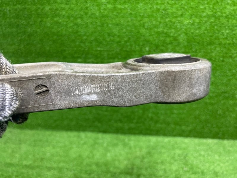 Опора двигателя, 2000 рублей, Москва