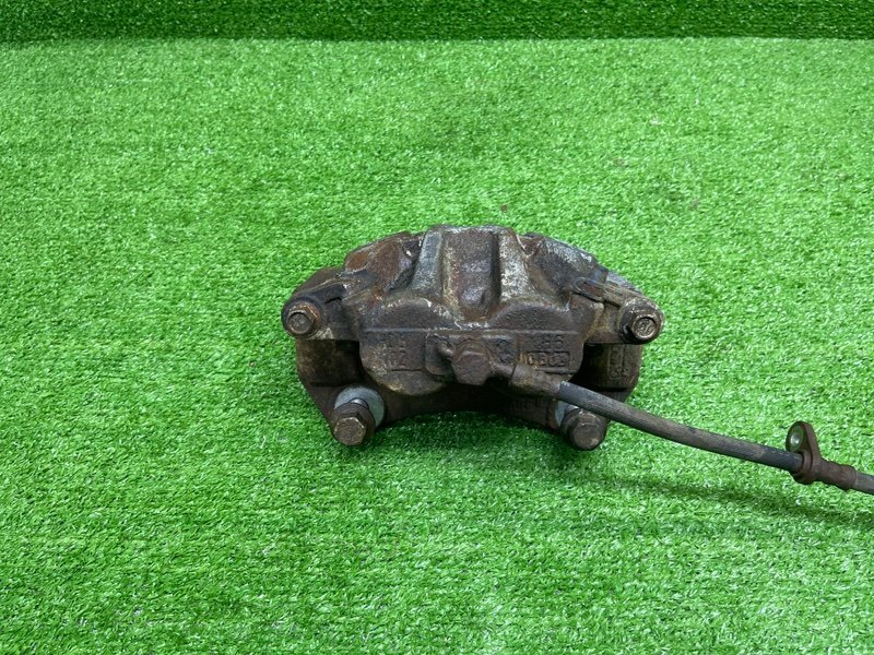 Суппорт тормозной передний правый, 4000 рублей, Москва