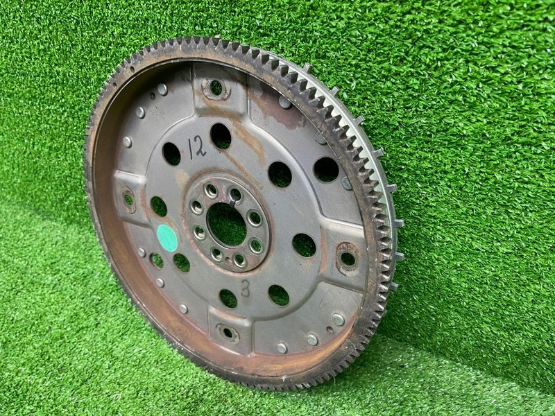 Маховик, 1500 рублей, Москва