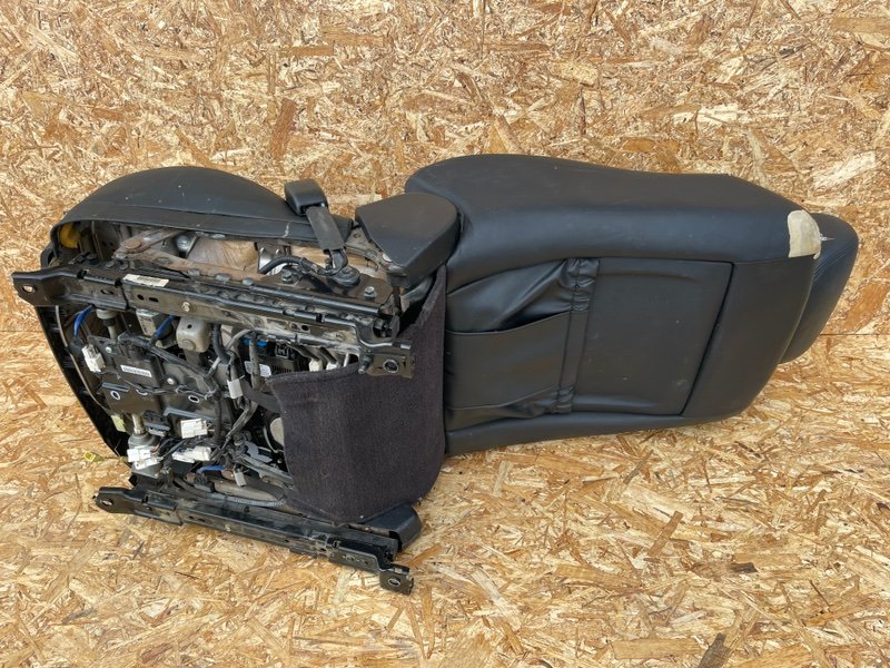 Сиденье переднее правое, 30000 рублей, Москва