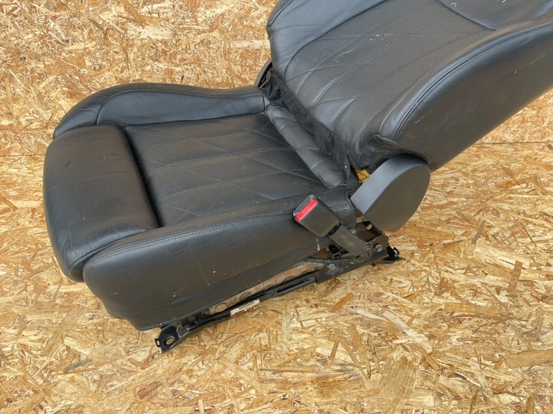 Сиденье переднее правое, 30000 рублей, Москва