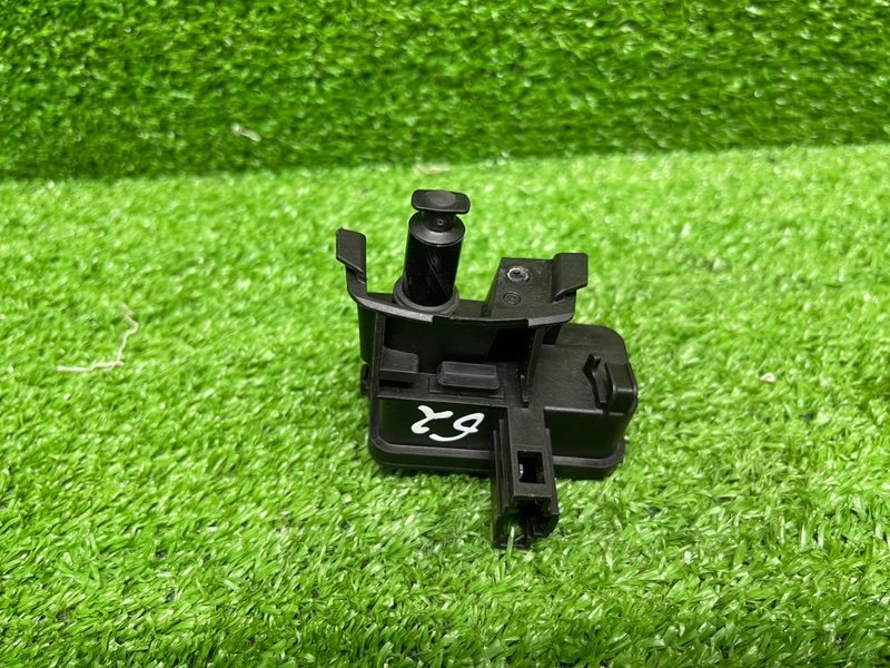 Замок лючка бензобака, 2000 рублей, Москва