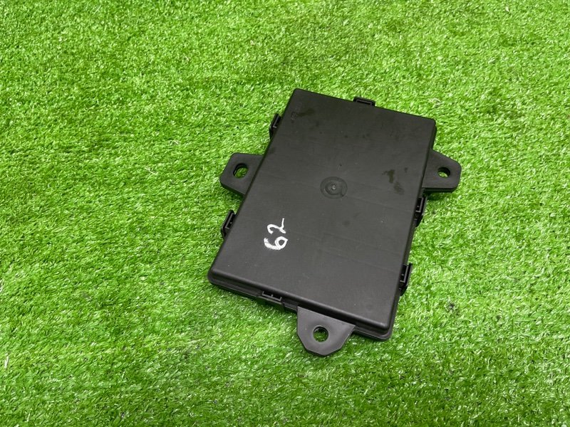 Блок электронный, 5000 рублей, Москва