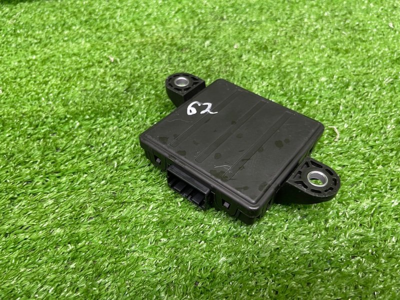 Блок электронный, 1000 рублей, Москва