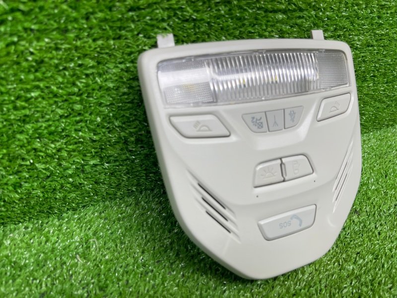 Плафон салонный, 2000 рублей, Москва