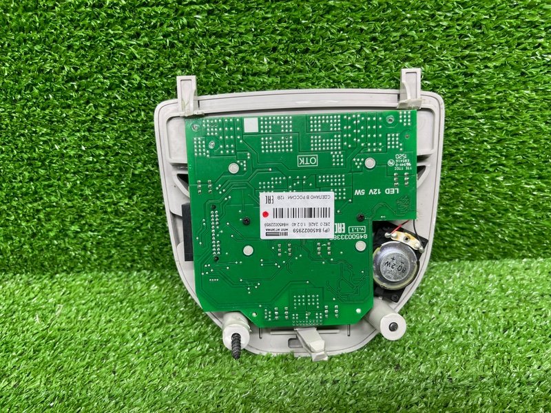 Плафон салонный, 2000 рублей, Москва