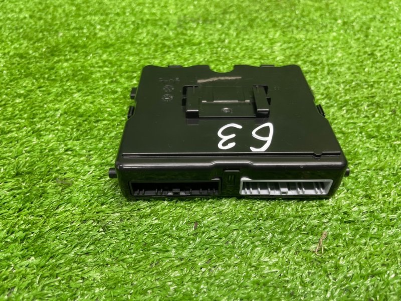 Блок электронный, 2000 рублей, Москва