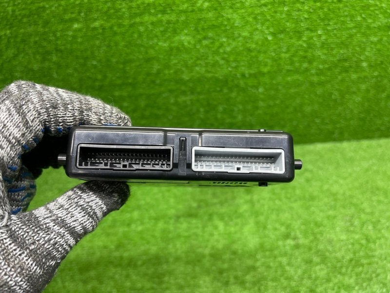 Блок электронный, 2000 рублей, Москва