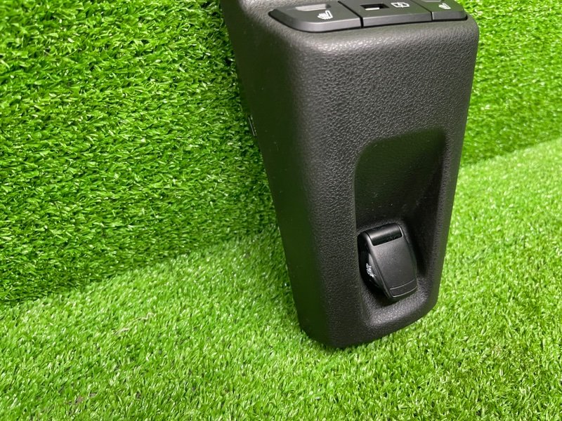 Кнопка обогрева сидений, Москва