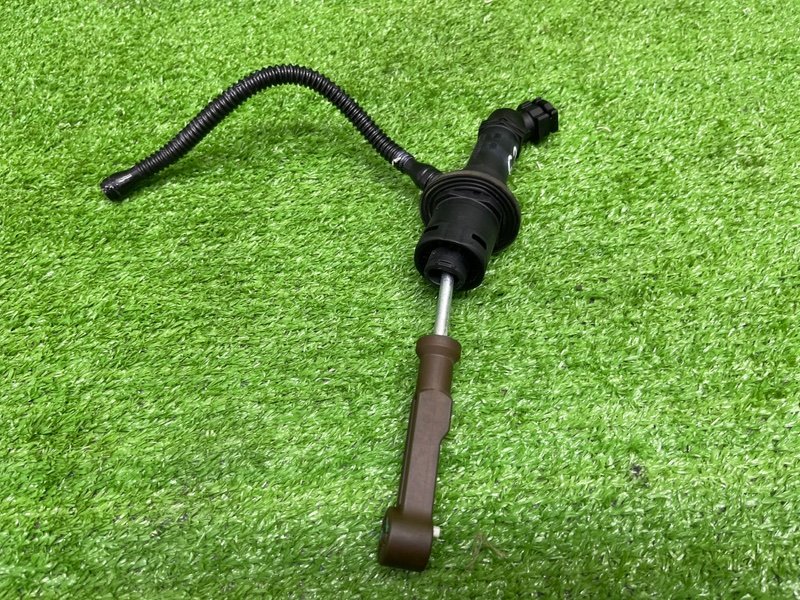 Главный цилиндр сцепления, 1000 рублей, Москва