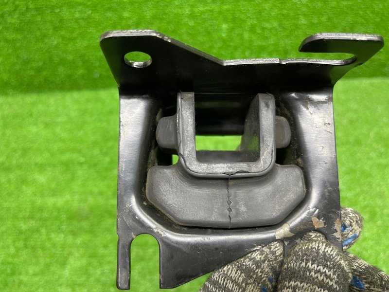 Опора двигателя, 1000 рублей, Москва