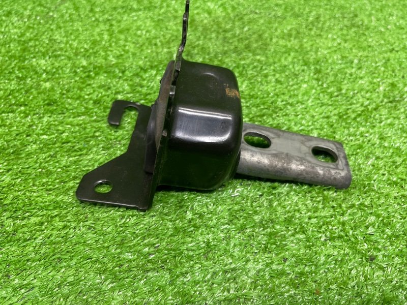 Опора двигателя, 1000 рублей, Москва