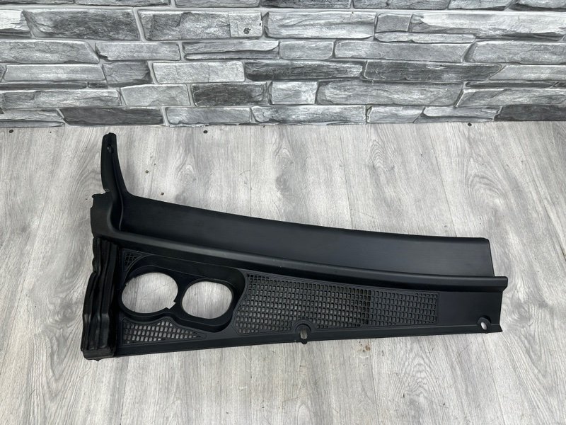 Планка под лобовое стекло, 1000 рублей, Москва