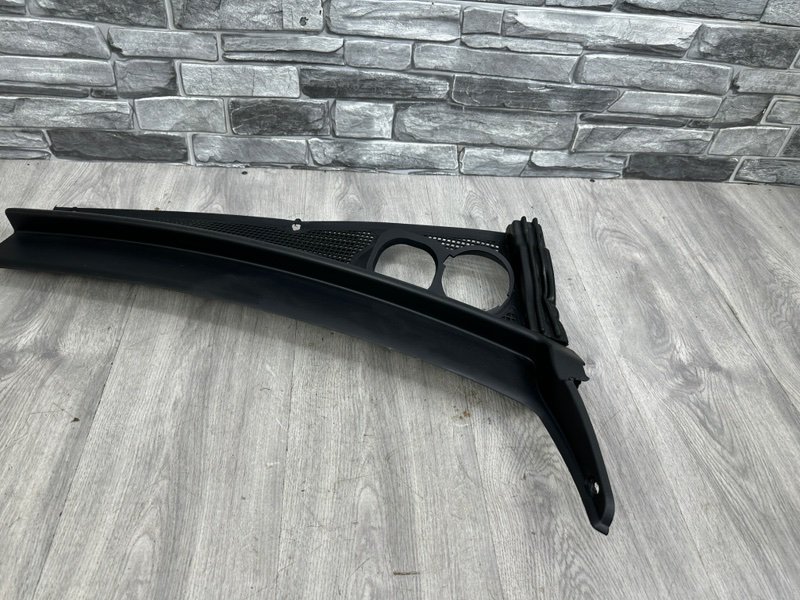 Планка под лобовое стекло, 1000 рублей, Москва