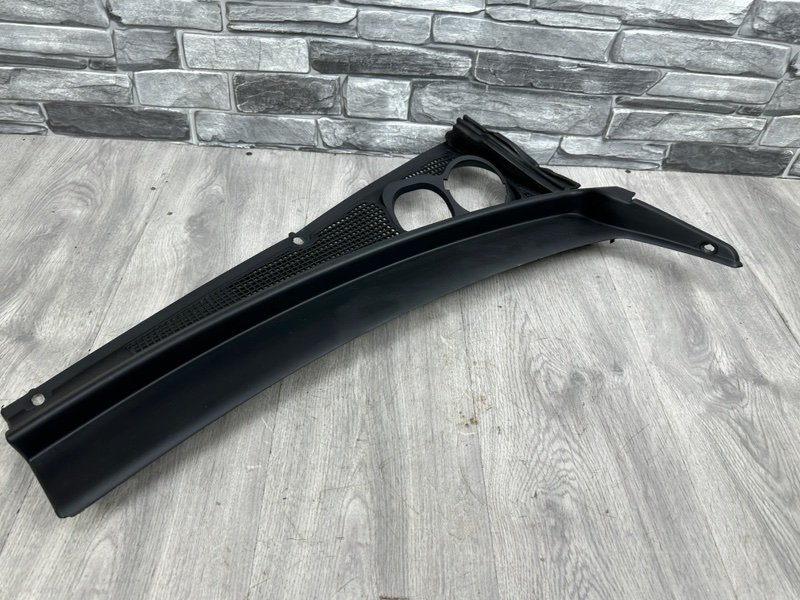 Планка под лобовое стекло, 1000 рублей, Москва