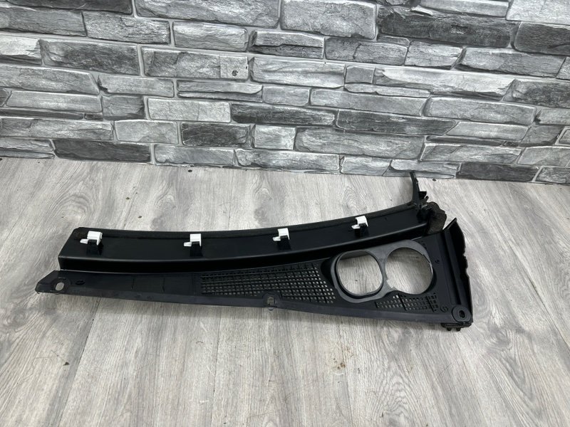 Планка под лобовое стекло, 1000 рублей, Москва