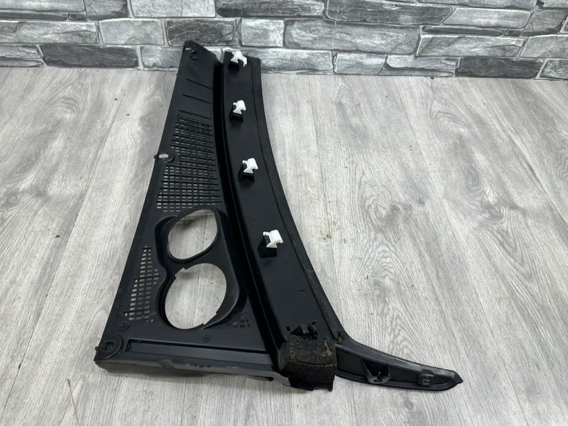 Планка под лобовое стекло, 1000 рублей, Москва