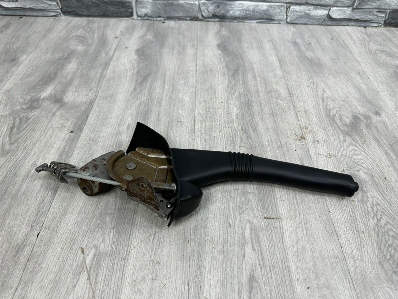 Рычаг стояночного тормоза, 950 рублей, Москва