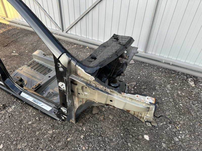 Лонжерон передний правый, 15000 рублей, Москва