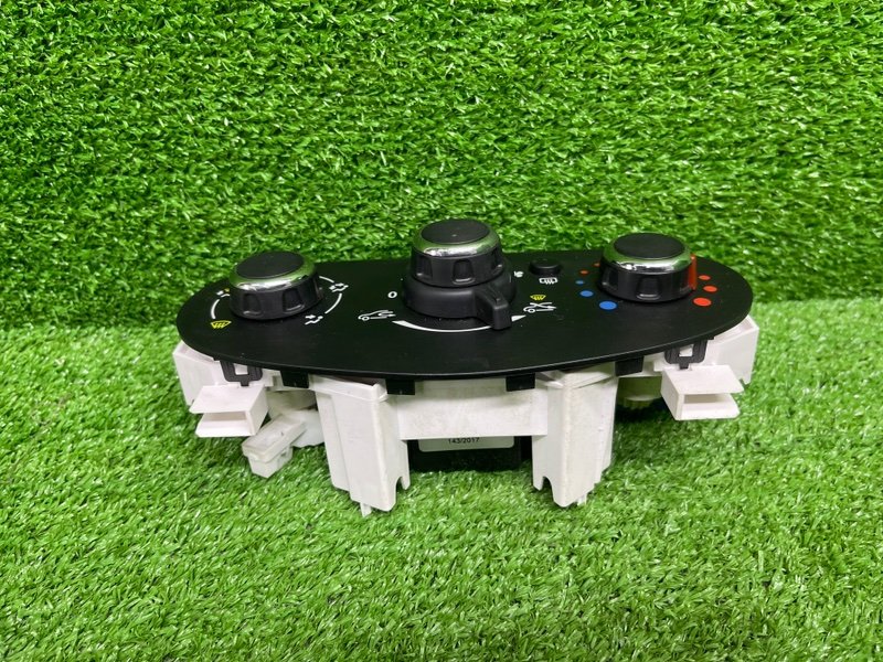 Блок управления отопителем, 2000 рублей, Москва