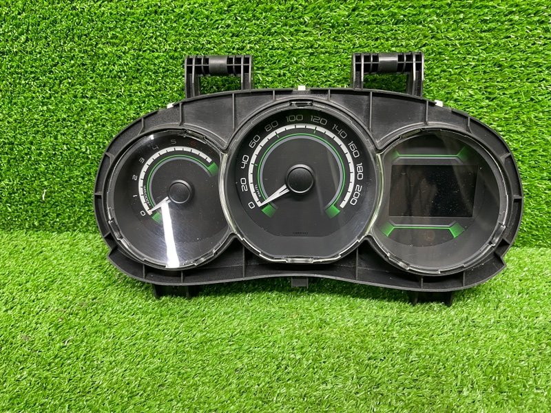 Панель приборов, 2200 рублей, Москва