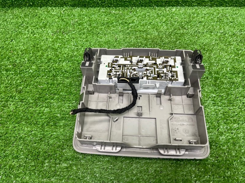 Плафон салонный, 1000 рублей, Москва