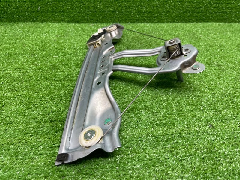 Стеклоподъемник задний, 1000 рублей, Москва