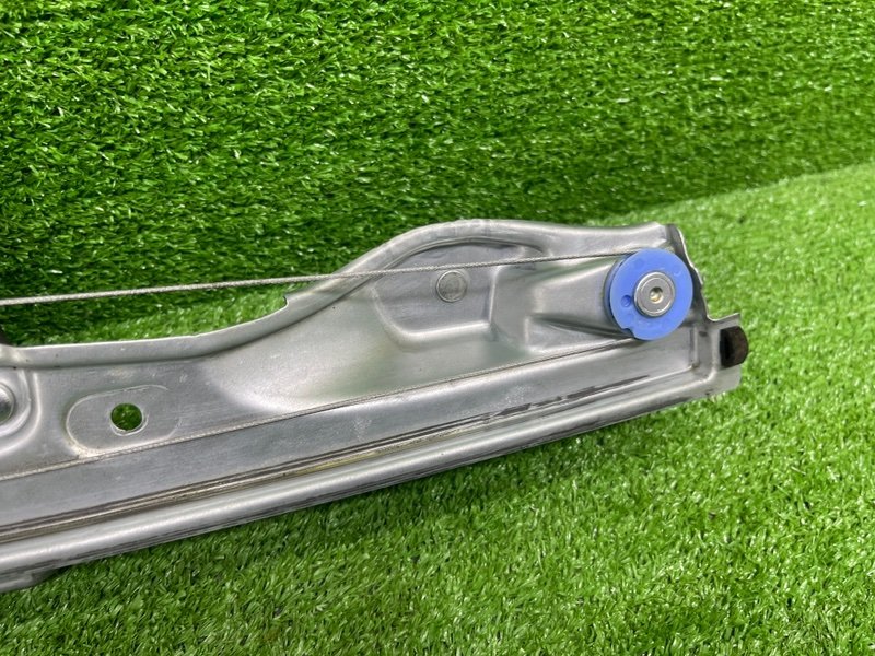 Стеклоподъемник передний, 2000 рублей, Москва