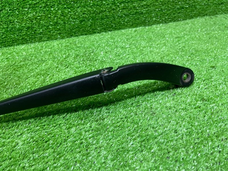 Поводок стеклоочистителя передний, 1000 рублей, Москва