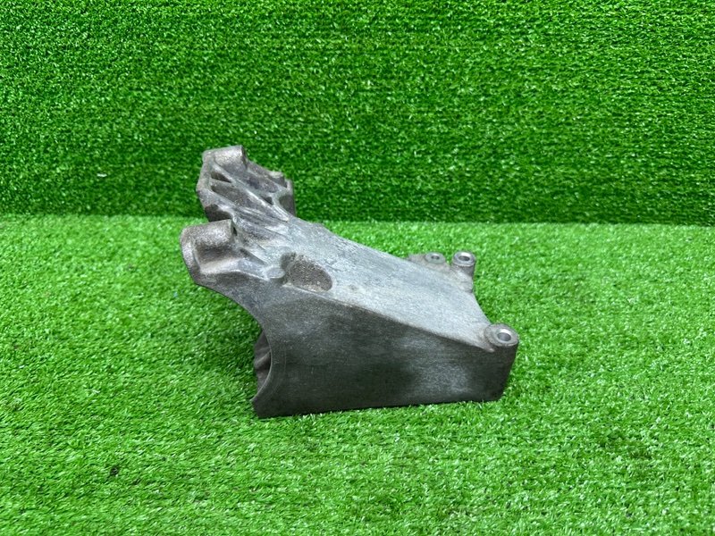 Кронштейн компрессора кондиционера, 1000 рублей, Москва