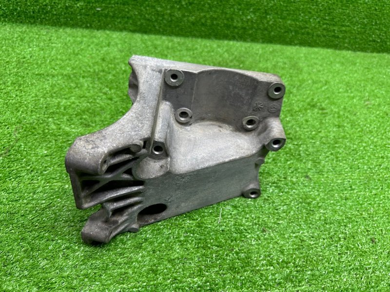 Кронштейн компрессора кондиционера, 1000 рублей, Москва