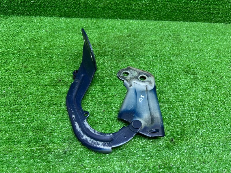 Петля капота, 950 рублей, Москва