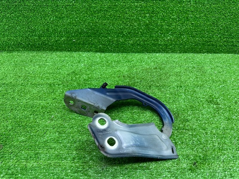 Петля капота, 950 рублей, Москва