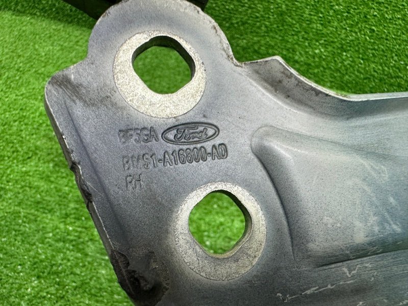 Петля капота, 950 рублей, Москва